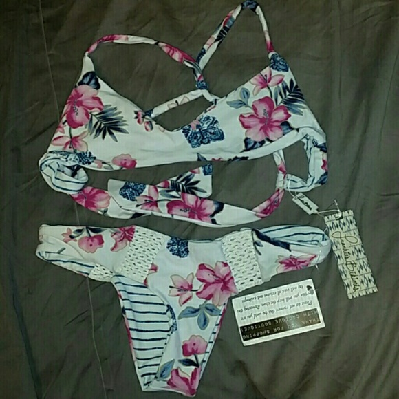 New frankie's bikinis set malibu S malia M floral  - Picture 3 of 6